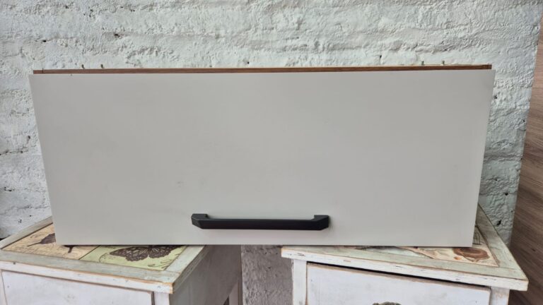 MUEBLE AEREO